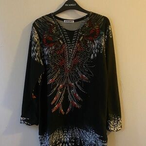 JVINI Black and Red Artistic Tunic